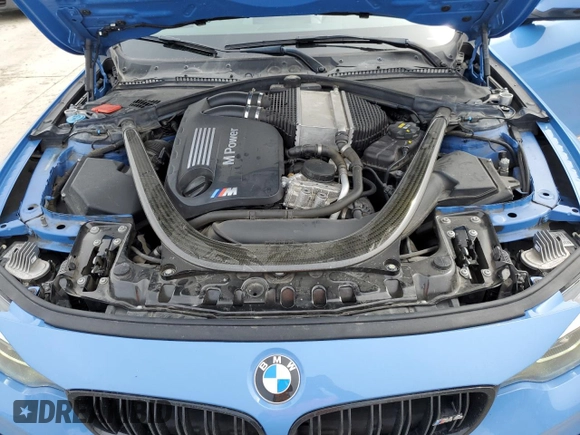 2018 BMW M4 z VIN WBS4Y9C5XJAC86825, wystawiony jako Copart lot #46914075 z przebiegiem 80 257 mil mil oraz Szkoda całkowita • Salvage title. Historia ofert i sprzedaży dostępna na DreamBid. Obrazek 11.
