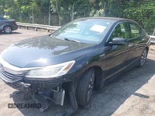 2017 Honda Accord Touring with VIN JHMCR6F74HC005706, listed as a IAAI auction lot 42585878 with 158,388 mi miles and . Bid and sale history available at DreamBid. Image 2.