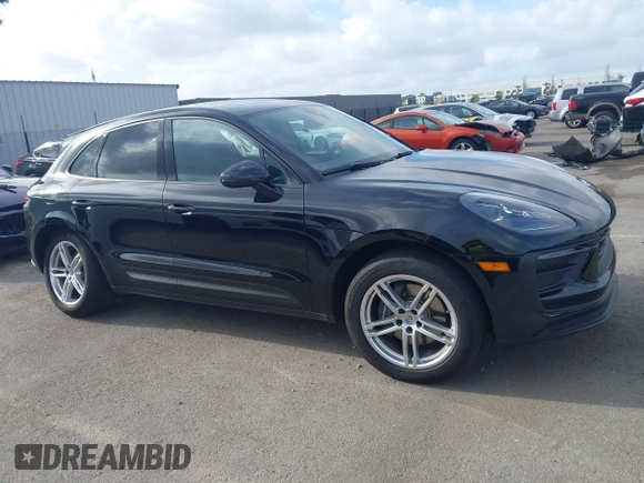 2023 Porsche Macan with VIN WP1AA2A58PLB16724, listed as a IAAI auction lot 41938233 with 19,660 mi miles. Bid and sale history available at carsss.com. Image 13.