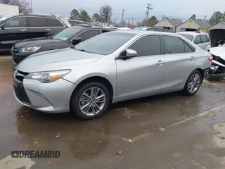 2017 Toyota Camry XLE with VIN 4T1BF1FK5HU371774, listed as a IAAI auction lot 41521132 with 102,582 mi miles. Bid and sale history available at carsss.com. Image 2.