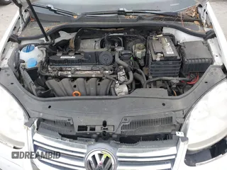 2009 Volkswagen Jetta Sedan SE with VIN 3VWRM71K99M068342, listed as a IAAI auction lot 41876215 with 161,633 mi miles. Bid and sale history available at carsss.com. Image 10.