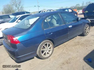 2005 Honda Civic Sdn LX with VIN 2HGES16595H535227, listed as a IAAI auction lot 42054434 with 179,613 mi miles. Bid and sale history available at carsss.com. Image 4.