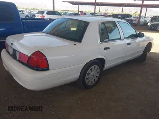2006 Ford Police Interceptor z VIN 2FAHP71W26X142764, wystawiony jako IAAI lot #42387490 z przebiegiem Nie podano mil oraz . Historia ofert i sprzedaży dostępna na DreamBid. Obrazek 4.