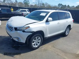 2013 Toyota Highlander with VIN 5TDZA3EH4DS042792, listed as a IAAI auction lot 41820271 with 118,536 mi miles and . Bid and sale history available at DreamBid. Image 17.