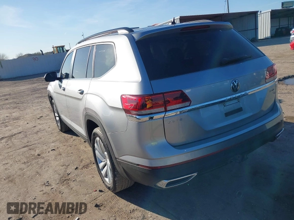 2022 Volkswagen Atlas 3.6L V6 SE w/Technology with VIN 1V2KR2CA3NC553471, listed as a IAAI auction lot 41676244 with 39,520 mi miles. Bid and sale history available at carsss.com. Image 3.