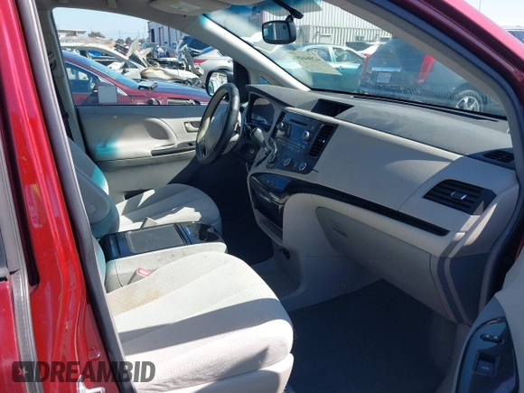 2012 Toyota Sienna LE AAS with VIN 5TDKK3DC6CS234136, listed as a IAAI auction lot 42064491 with 103,925 mi miles. Bid and sale history available at carsss.com. Image 5.
