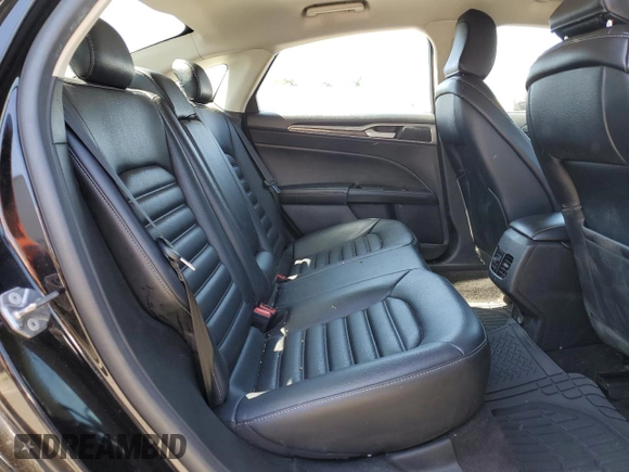 2020 Ford Fusion SEL z VIN 3FA6P0CD5LR193714, wystawiony jako Copart lot #58540245 z przebiegiem 82 831 mil mil oraz Szkoda całkowita • Salvage title. Historia ofert i sprzedaży dostępna na DreamBid. Obrazek 10.