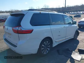 2019 Toyota Sienna XLE with VIN 5TDDZ3DC0KS220137, listed as a IAAI auction lot 41093022 with Not Provided miles and . Bid and sale history available at DreamBid. Image 4.