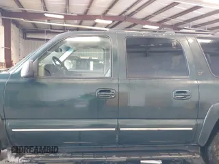 2002 Chevrolet Suburban LS with VIN 1GNFK16Z72J263641, listed as a IAAI auction lot 41549592 with 1 mi miles. Bid and sale history available at carsss.com. Image 14.