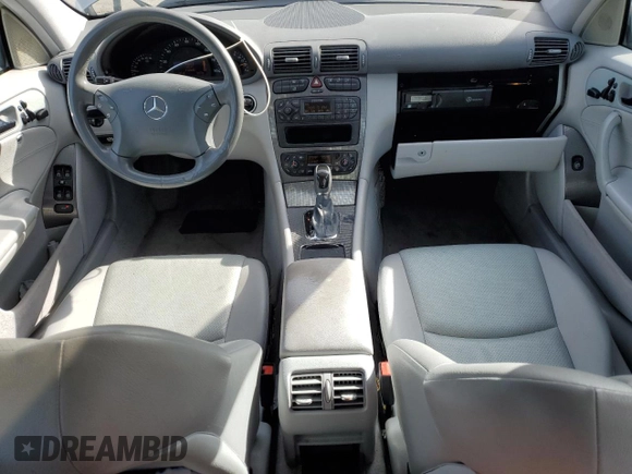 2003 Mercedes-Benz C 320 with VIN WDBRF64J53F440632, listed as a Copart auction lot 71250234 with 112,845 mi miles and Salvage Title. Bid and sale history available at DreamBid. Image 8.