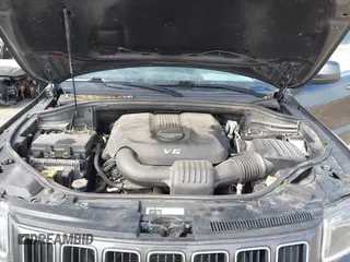 2015 Jeep Grand Cherokee Laredo with VIN 1C4RJFAG6FC140581, listed as a IAAI auction lot 41869952 with 193,295 mi miles. Bid and sale history available at carsss.com. Image 10.