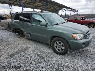 2007 Toyota Highlander w/3rd Row with VIN JTEDP21A270134823, listed as a Copart auction lot 46045425 with 118,019 mi miles and Salvage Title. Bid and sale history available at carsss.com. Image 4.