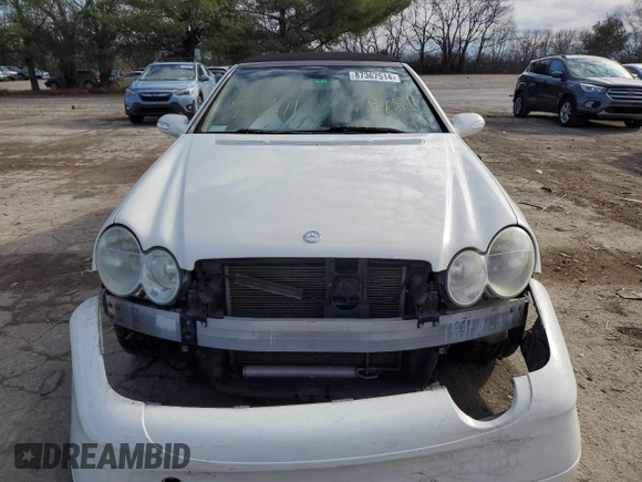 2008 Mercedes-Benz CLK 350 с VIN WDBTK56FX8F251132, выставлен на аукционе Copart как лот 87367514 с пробегом Не указан миль и Списание • Salvage title. История ставок и продаж доступна на DreamBid. Изображение 5.
