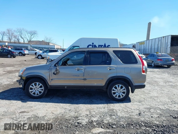 2005 Honda CR-V EX SE with VIN JHLRD78965C011391, listed as a IAAI auction lot 41820990 with 206,623 mi miles. Bid and sale history available at carsss.com. Image 15.
