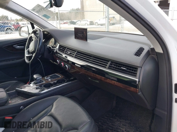 2017 Audi Q7 Premium with VIN WA1AAAF72HD022267, listed as a IAAI auction lot 41505690 with 90,475 mi miles and . Bid and sale history available at DreamBid. Image 5.