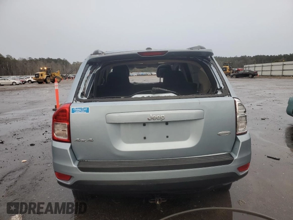 2013 Jeep Compass Latitude with VIN 1C4NJDEB8DD189709, listed as a Copart auction lot 86598874 with 170,041 mi miles and Salvage Title. Bid and sale history available at carsss.com. Image 6.