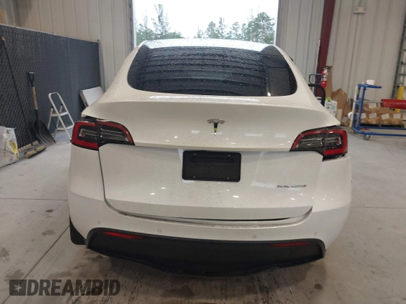 2020 Tesla Model Y Long Range z VIN 5YJYGDEE8LF054338, wystawiony jako IAAI lot #39026888 z przebiegiem 86 142 mil mil oraz . Historia ofert i sprzedaży dostępna na DreamBid. Obrazek 15.