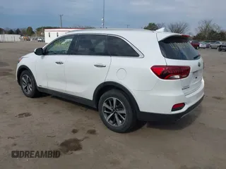 2019 Kia Sorento EX V6 with VIN 5XYPHDA51KG500108, listed as a IAAI auction lot 41900198 with 108,644 mi miles. Bid and sale history available at carsss.com. Image 3.