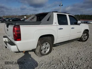 2011 Chevrolet Avalanche LT z VIN 3GNTKFE31BG213283, wystawiony jako Copart lot #48670295 z przebiegiem 142 371 mil mil oraz Szkoda całkowita • Salvage title. Historia ofert i sprzedaży dostępna na DreamBid. Obrazek 3.