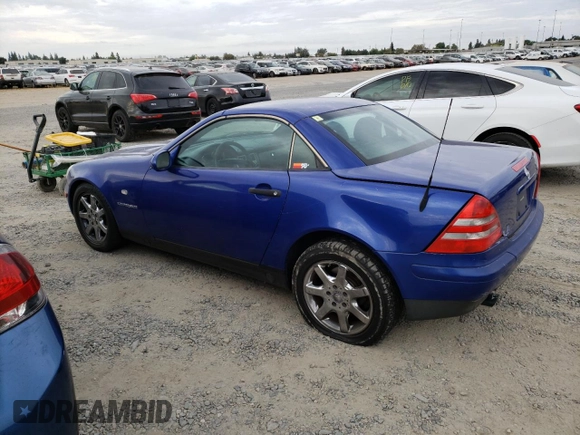 1998 Mercedes-Benz SLK 230/320 with VIN WDBKK47F9WF079564, listed as a Copart auction lot 71497654 with 226,380 mi miles and Salvage Title. Bid and sale history available at DreamBid. Image 2.