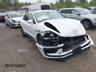 2022 Porsche Macan S z VIN WP1AG2A57NLB20341, wystawiony jako IAAI lot #42306031 z przebiegiem 24 983 mil mil oraz . Historia ofert i sprzedaży dostępna na DreamBid. Obrazek 1.
