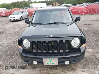 2016 Jeep Patriot Sport with VIN 1C4NJPBA4GD806542, listed as a IAAI auction lot 42130045 with 93,604 mi miles and . Bid and sale history available at DreamBid. Image 12.