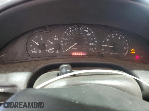 2001 Chevrolet Cavalier z VIN 1G1JC124417338052, wystawiony jako Copart lot #63578535 z przebiegiem 198 436 mil mil oraz Szkoda całkowita • Salvage title. Historia ofert i sprzedaży dostępna na DreamBid. Obrazek 9.