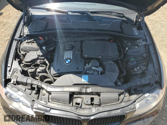 2010 BMW 1 Series 135i with VIN WBAUC7C54AVK96165, listed as a Copart auction lot 65398204 with Not Provided miles and Salvage Title. Bid and sale history available at carsss.com. Image 11.