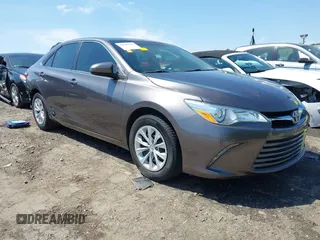 2016 Toyota Camry XLE with VIN 4T4BF1FK4GR557276, listed as a IAAI auction lot 42049650 with 117,529 mi miles. Bid and sale history available at carsss.com. Image 1.
