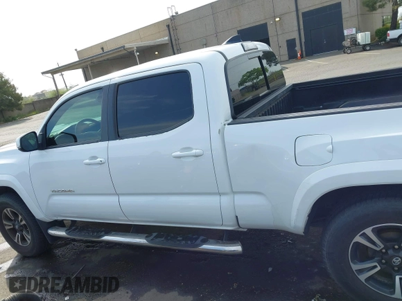 2017 Toyota Tacoma SR5 with VIN 3TMDZ5BN9HM029700, listed as a IAAI auction lot 42034375 with 86,907 mi miles. Bid and sale history available at carsss.com. Image 15.