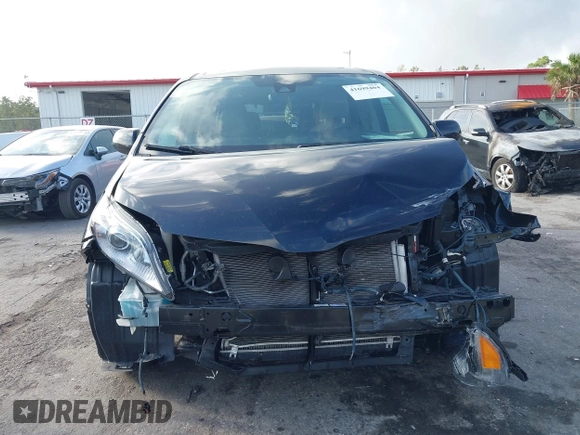 2020 Toyota Sienna XLE Auto Access Seat z VIN 5TDYZ3DC4LS071928, wystawiony jako IAAI lot #41699404 z przebiegiem 82 065 mil mil oraz . Historia ofert i sprzedaży dostępna na DreamBid. Obrazek 6.