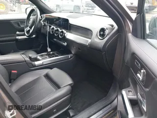 2021 Mercedes-Benz GLB 250 с VIN W1N4M4HB5MW104403, выставлен на аукционе IAAI как лот 41884647 с пробегом 44 951 миль миль и . История ставок и продаж доступна на DreamBid. Изображение 5.