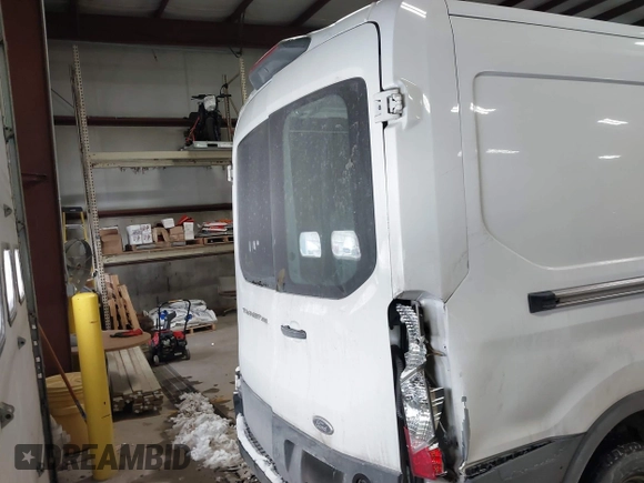 2020 Ford Transit Cargo with VIN 1FTBR1C81LKA51182, listed as a IAAI auction lot 41394738 with 133,626 mi miles. Bid and sale history available at carsss.com. Image 16.