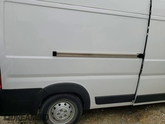 2020 Ram ProMaster Cargo with VIN 3C6TRVDG2LE135023, listed as a Copart auction lot 80144214 with 43,076 mi miles and Salvage Title. Bid and sale history available at carsss.com. Image 10.