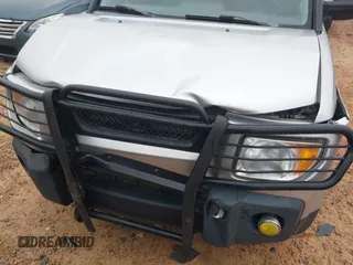 2006 Honda Element EX-P with VIN 5J6YH18776L011372, listed as a IAAI auction lot 41933833 with 117,190 mi miles and . Bid and sale history available at DreamBid. Image 6.