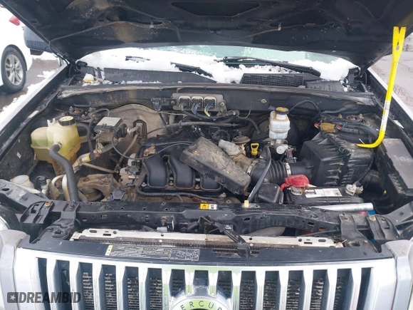 2008 Mercury Mariner with VIN 4M2CU91178KJ45527, listed as a IAAI auction lot 41567942 with 238,629 mi miles. Bid and sale history available at carsss.com. Image 10.
