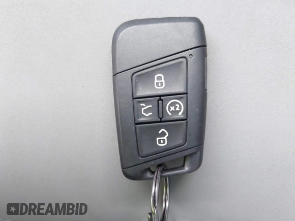 2023 Volkswagen Taos SE z VIN 3VVNX7B28PM305652, wystawiony jako IAAI lot #41892522 z przebiegiem 50 644 mil mil oraz . Historia ofert i sprzedaży dostępna na DreamBid. Obrazek 11.