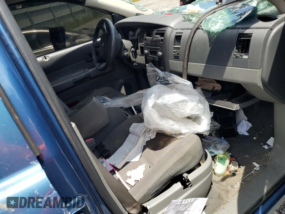 2005 Dodge Durango SXT with VIN 1D4HD38K05F607926, listed as a Copart auction lot 67392884 with Not provided miles and Salvage title. Bid and sale history available at DreamBid. Image 8.