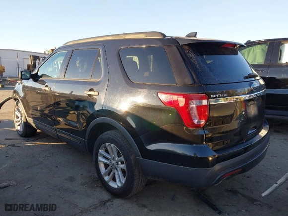 2017 Ford Explorer with VIN 1FM5K7B84HGB19003, listed as a IAAI auction lot 41289053 with 86,126 mi miles. Bid and sale history available at carsss.com. Image 3.