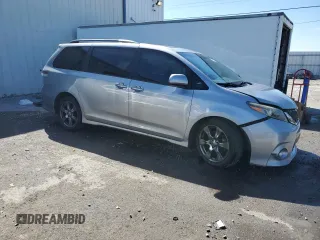 2017 Toyota Sienna SE with VIN 5TDXZ3DC0HS818945, listed as a Copart auction lot 49967775 with 103,571 mi miles and Salvage Title. Bid and sale history available at carsss.com. Image 4.