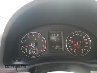 2010 Volkswagen Jetta SE z VIN 3VWRX7AJXAM127675, wystawiony jako Copart lot #56929935 z przebiegiem 169 244 mil mil oraz Nie do naprawy • Non repairable. Historia ofert i sprzedaży dostępna na DreamBid. Obrazek 9.