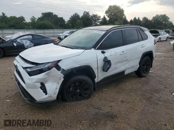 2024 Toyota RAV4 Hybrid XSE z VIN 2T3E6RFV5RW053717, wystawiony jako Copart lot #63863505 z przebiegiem 14 665 mil mil oraz Szkoda całkowita • Salvage title. Historia ofert i sprzedaży dostępna na DreamBid. Obrazek 1.