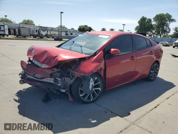 2017 Toyota Prius Two with VIN JTDKBRFUXH3054014, listed as a Copart auction lot 54104105 with 0 mi miles and Salvage Title. Bid and sale history available at carsss.com. Image 1.
