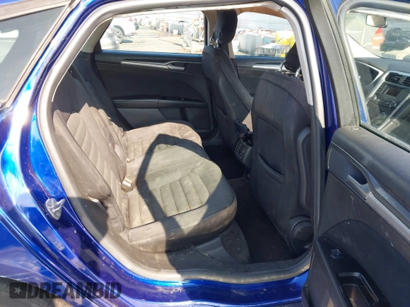 2014 Ford Fusion SE with VIN 3FA6P0H73ER293879, listed as a IAAI auction lot 41042653 with 1 mi miles. Bid and sale history available at carsss.com. Image 8.