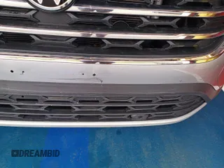 2024 Volkswagen Atlas SE with VIN 1V2HR2CAXRC567612, listed as a IAAI auction lot 42678513 with 19,523 mi miles and . Bid and sale history available at DreamBid. Image 4.