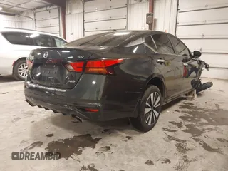 2022 Nissan Altima SV with VIN 1N4BL4DW7NN344091, listed as a IAAI auction lot 41551548 with 61,061 mi miles and . Bid and sale history available at DreamBid. Image 4.