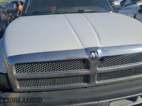 1995 Dodge 2500 with VIN 1B7KF26C9SS304696, listed as a Copart auction lot 76398944 with 217,725 mi miles and Salvage Title. Bid and sale history available at carsss.com. Image 11.