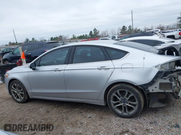 2017 Ford Fusion SE with VIN 3FA6P0H7XHR228435, listed as a IAAI auction lot 41607945 with 139,850 mi miles. Bid and sale history available at carsss.com. Image 15.