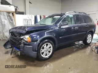 2005 Volvo XC90 with VIN YV1CZ911051174824, listed as a Copart auction lot 89026035 with 224,717 mi miles and Salvage Title. Bid and sale history available at carsss.com. Image 1.