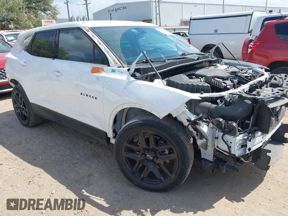 2021 Chevrolet Blazer LT z VIN 3GNKBCRS6MS526776, wystawiony jako IAAI lot #42070442 z przebiegiem 23 187 mil mil oraz . Historia ofert i sprzedaży dostępna na DreamBid. Obrazek 1.